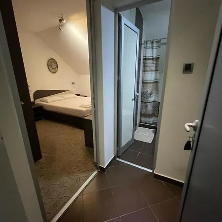 Sarto 3* Belgrade