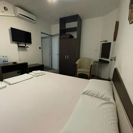 Hotel Sarto 3*